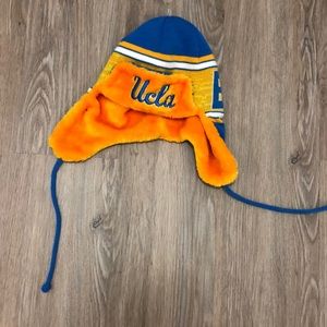 UCLA beanie w ear flaps